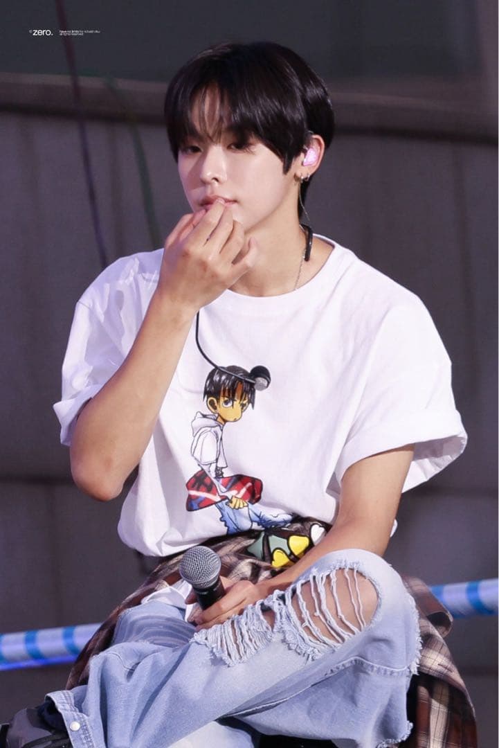 nctwish surf color t-shirt りく tシャツ - メルカリ