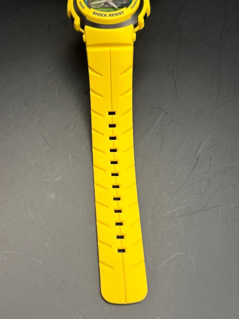 CASIO G-302-9AJF 黄反転液晶 クレイジーイエロー 新品 - メルカリ