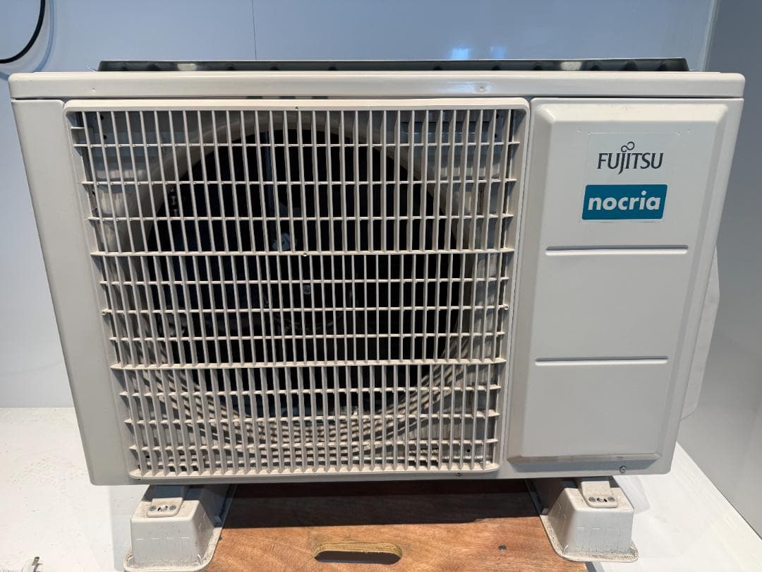 165 FUJITSU 2022年製エアコン 14～16畳用 整備済み