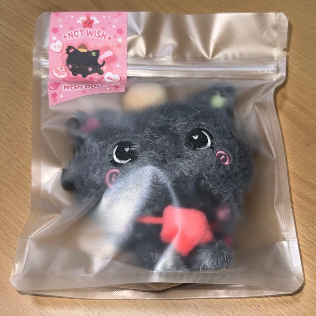 当日発送 NCT WISHDOLL MD ぬいぐるみ riku リク クリ - メルカリ