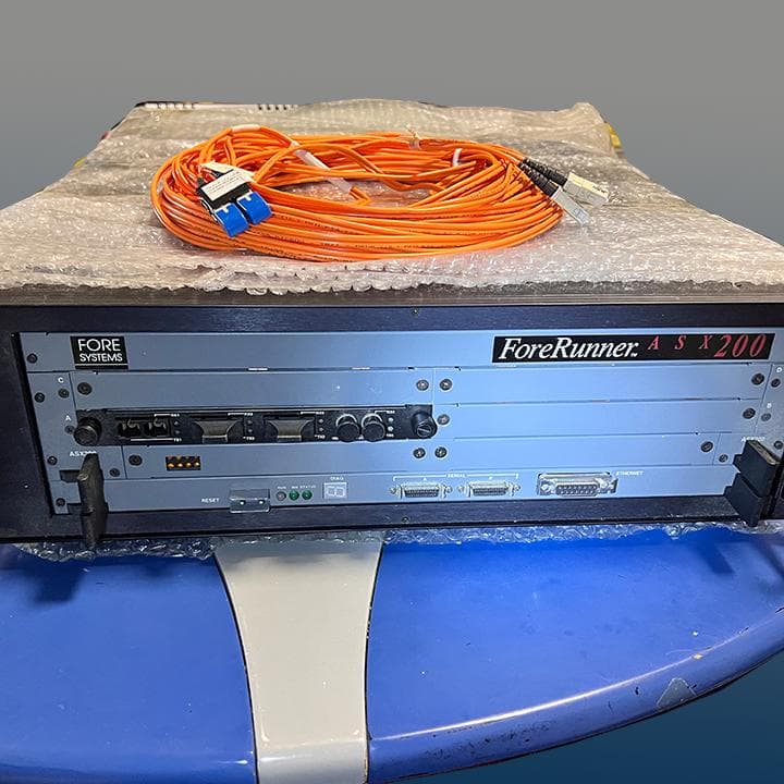 ATM（非同期転送モード）スイッチ装置 ForeRunner ASX-200 Network Museum: An ATM switch