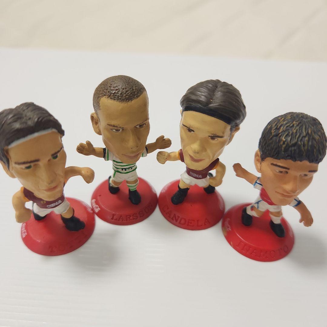 コカ・コーラ おまけフィギュア サッカー選手 - メルカリ