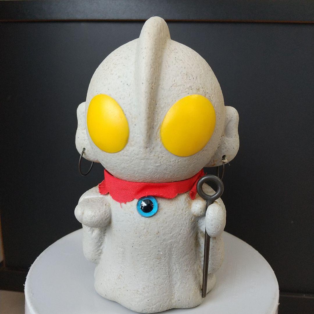 超レア】ウルトラマン お地蔵様 貯金箱 - メルカリ
