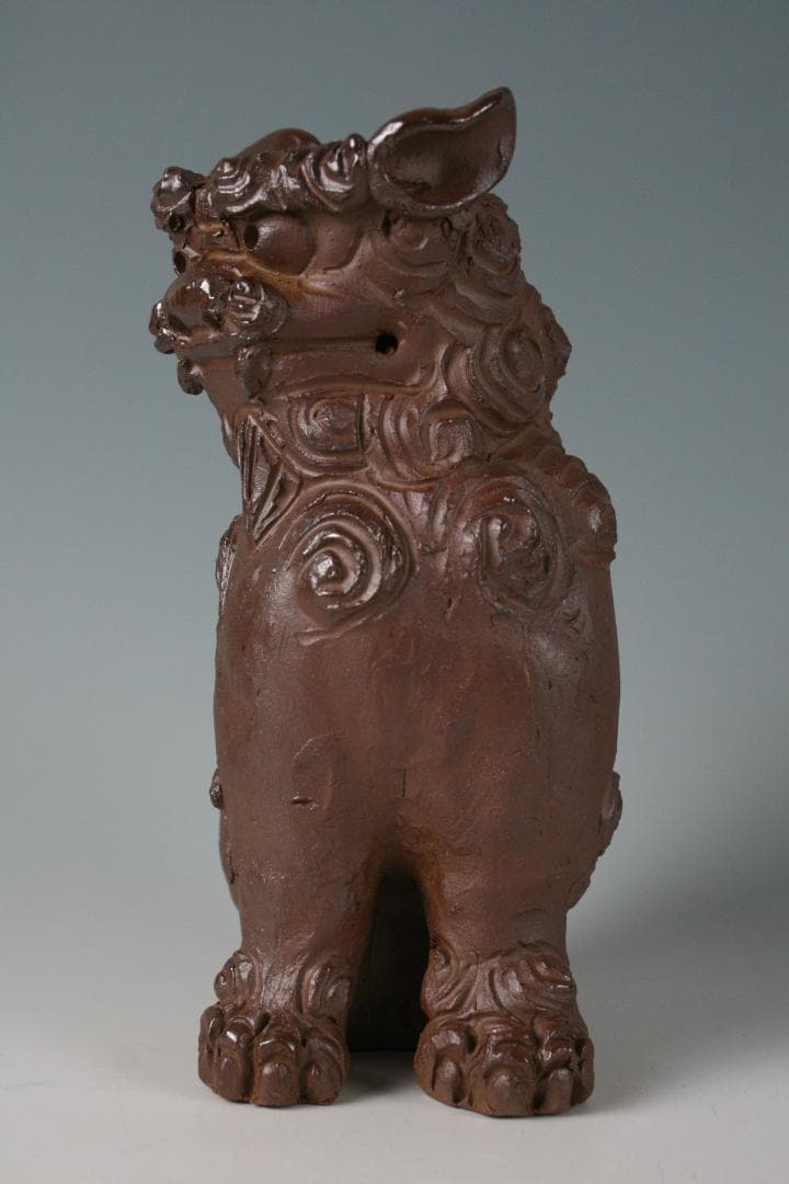 人間国宝一門 金城敏徳 作 南蛮焼〆立シーサー（大）1対 - メルカリ