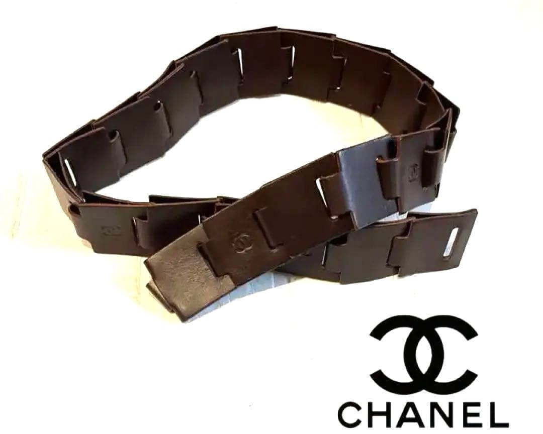 ヴィンテージ☆シャネル　ロゴ　レザー　チェーンベルト　ココマーク　レザー革　レア CHANEL（シャネル） 中古品 チェーンベルト ココマーク レザー