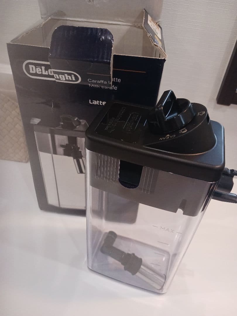DeLonghi Caraffa Latte ミルクキャラフェ Amazon.com: DELONGHI MAGNIFICA EVO LATTECREMA ECAM290 ECAM292