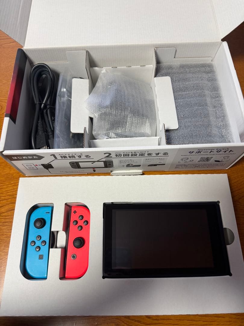 Nintendo Switch スイッチ　本体 周辺機器おまけあり Amazon.co.jp: Nintendo Switch (ニンテンドースイッチ) 本体 【Joy