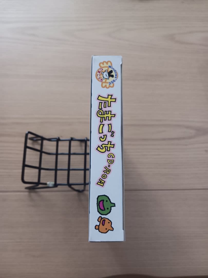 希少 レトロ Windows95 たまごっち CD-ROM シール付 PCゲーム - メルカリ