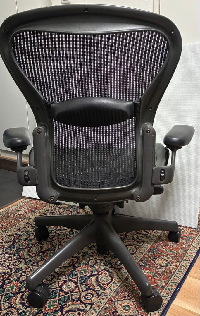 みなまるカメラマン様専用] ハーマンミラー アーロンチェア - メルカリ