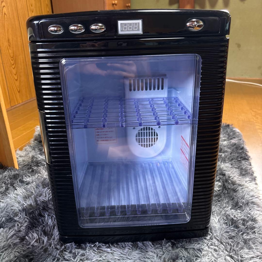 ミニ冷蔵庫 デジタル温度表示付き 保温も可能 Amazon | Rakutool ミニ冷蔵庫 冷温庫 20L 保温・保冷両用 省エネ 小型