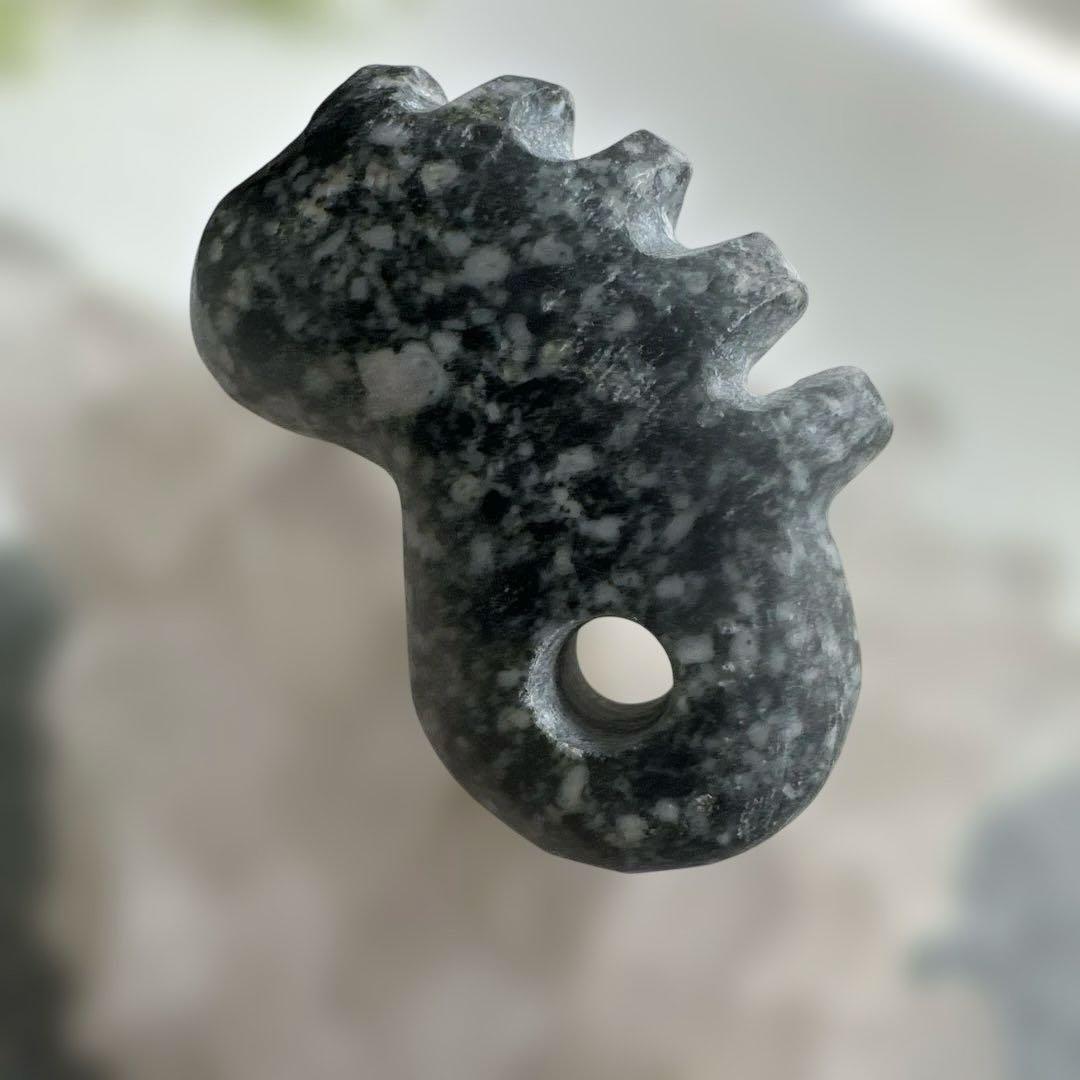 遠野の石 高波動霊石 龍神石 感謝の石 奇跡石 タテガミ勾玉