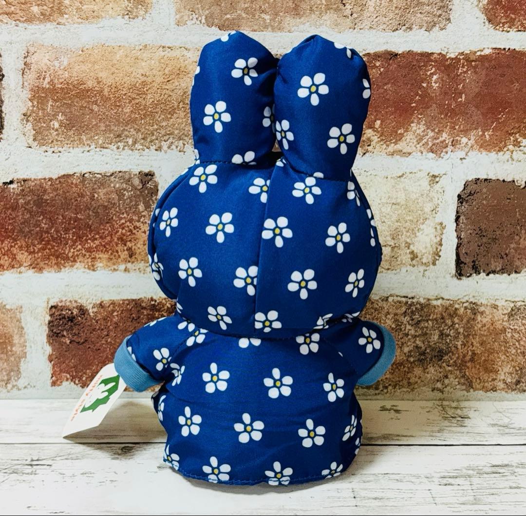 ミッフィー 雨の日 ぬいぐるみ レインコート 初期 - メルカリ