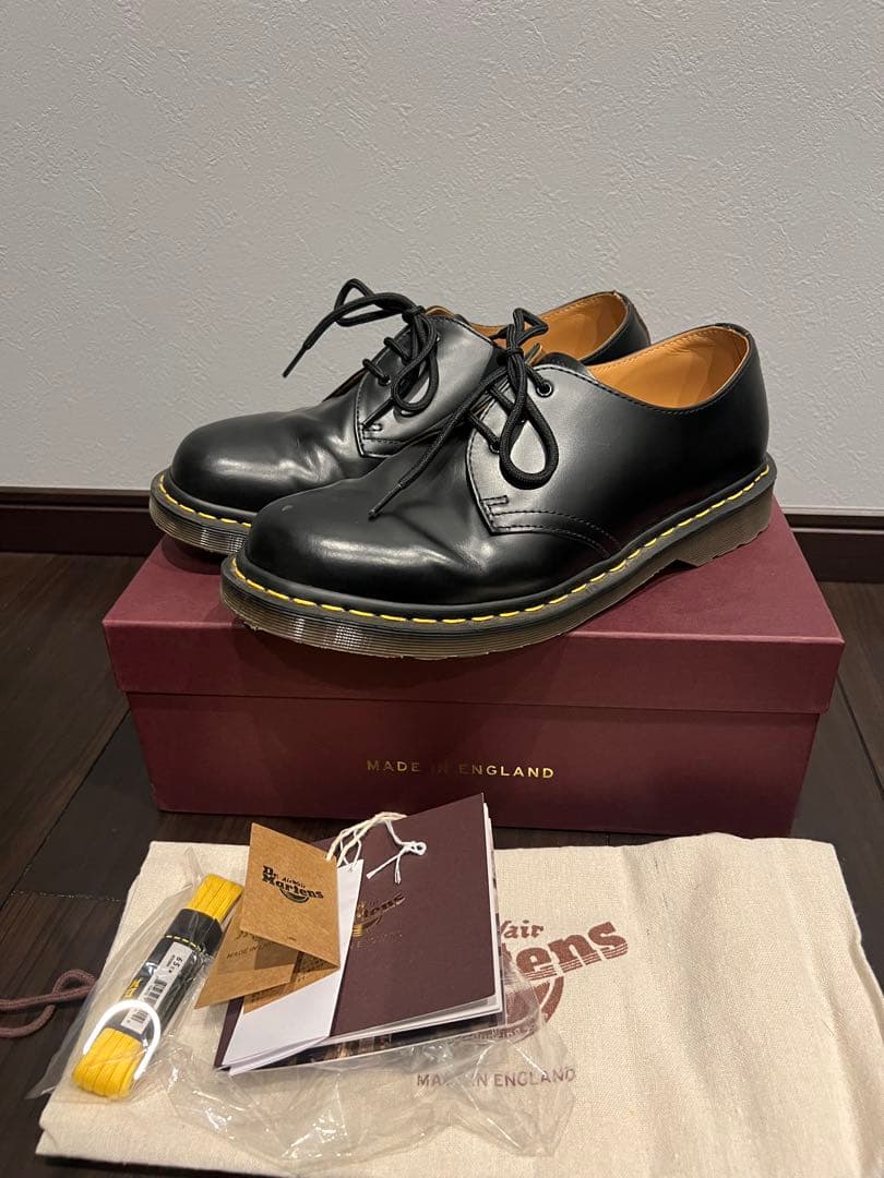 Dr. Martens ドクターマーチン1461 イングランド製　サイズuk9 Dr.Martens（ドクターマーチン） 英国製 ヴィンテージ 1461 3ホール