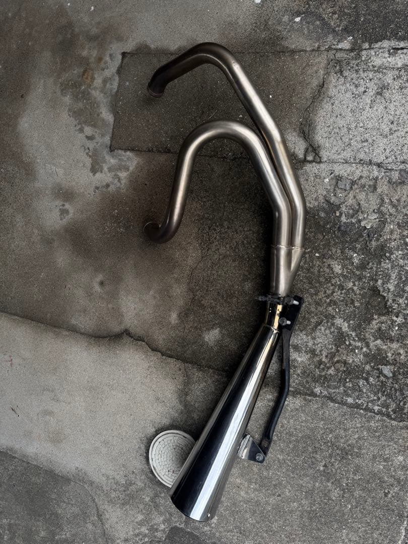 濱*リ様 ハーレーxl1200sエキパイとスーパートラ5インチメガホン　スポーツ 2017年式 スポーツスター XL1200X 年式別モデルカタログ | バージン