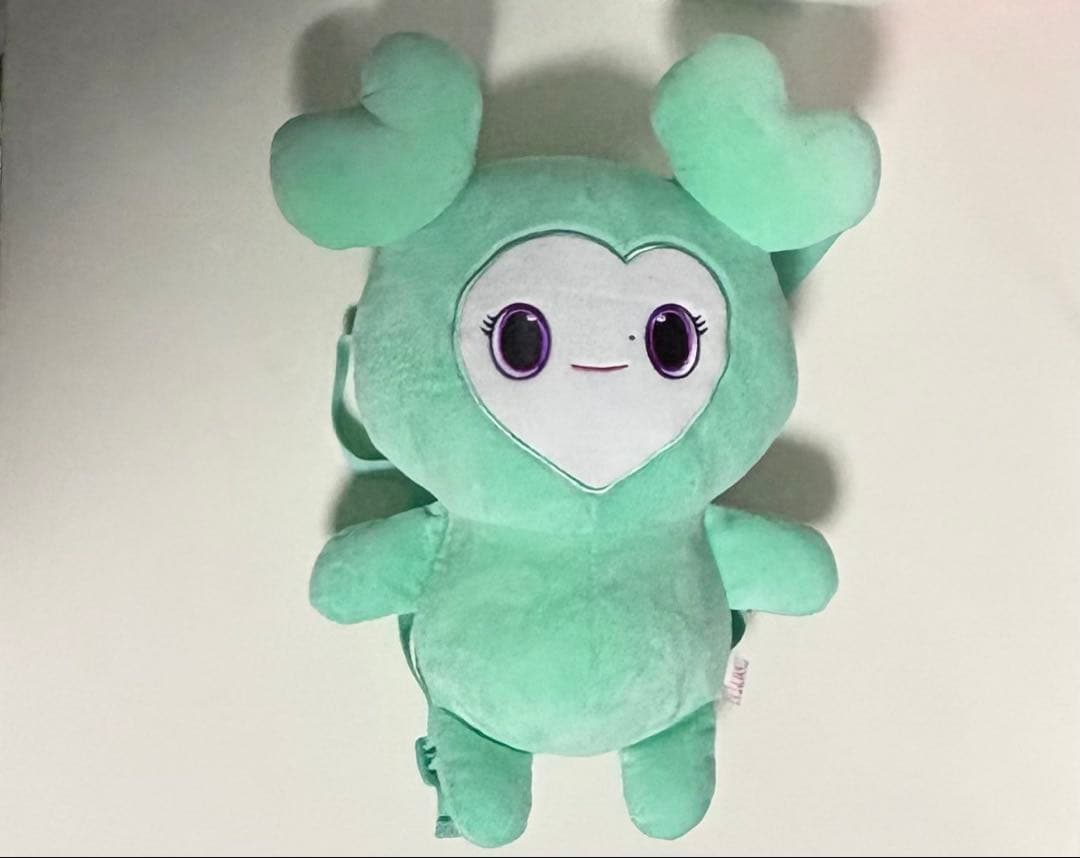 TWICE LOVELYS GIGO限定 ぬいぐるみリュック ミナ - メルカリ