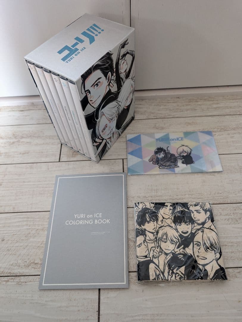 ユーリ!!! on ICE考察集＆ DVD全6巻収納BOX初回特典＆