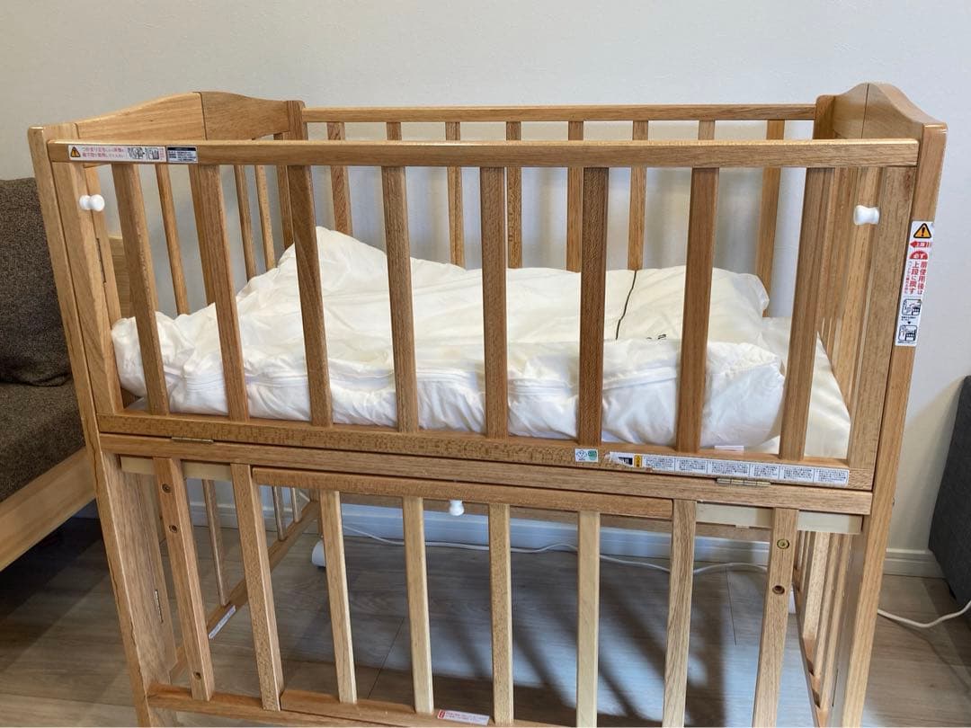 美品】ベビーベッド KATOJI 梱包発送たのメル便送料込み - メルカリ