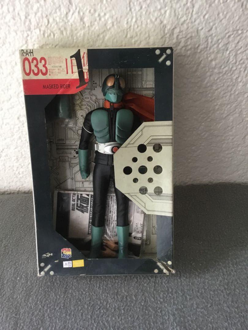 未使用1/6フィギュア　仮面ライダー旧1号 RAH033 メディコム・トイRAH 033 仮面ライダー旧1号 1/6 タイムハウス - メルカリ
