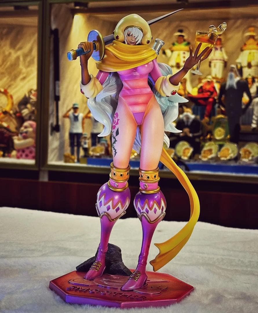 ワンピース ビッグ・マム海賊団 スムージー フィギュア ガレージキット