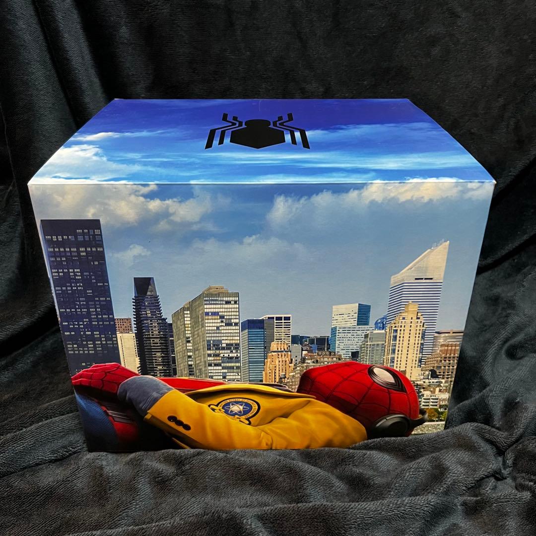 新品未開封】 スパイダーマンvsバルチャー コレクタブルフィギュア