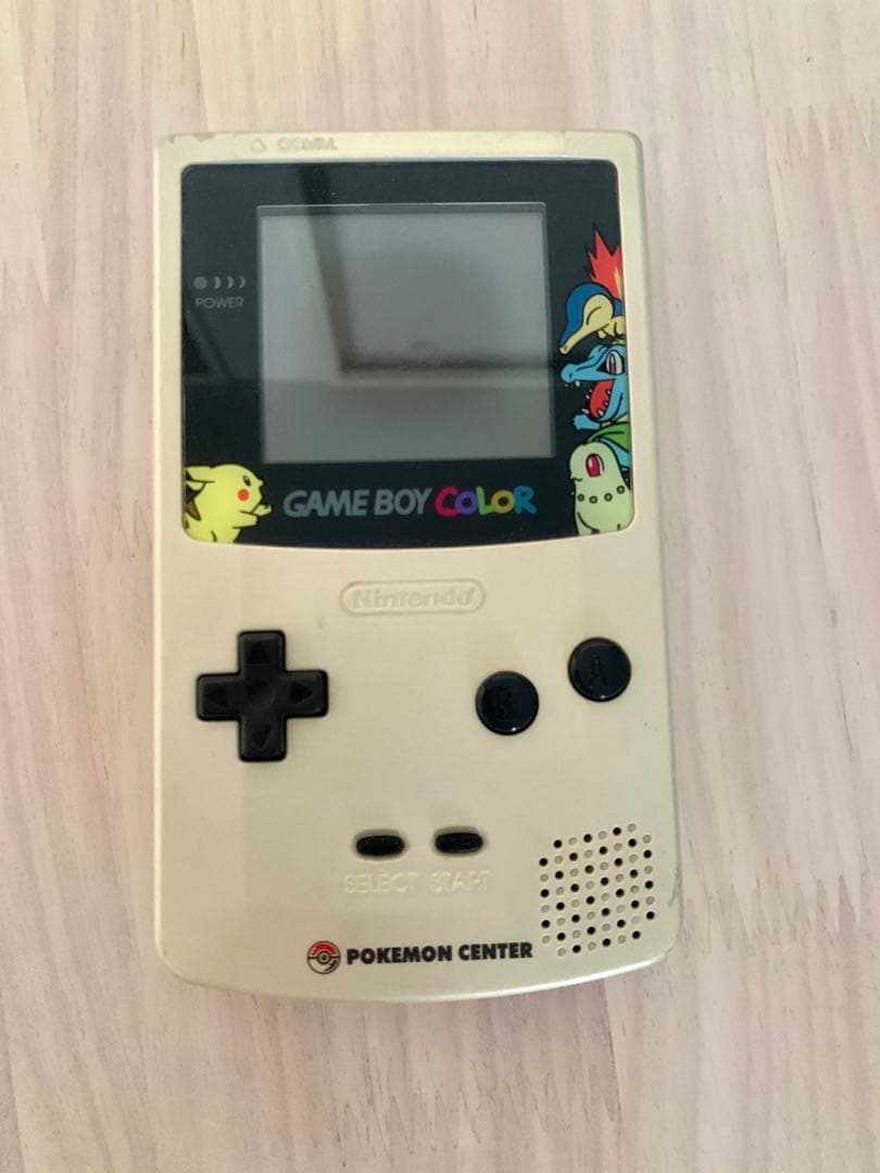 送料無料！】ゲームボーイカラー ポケモンセンター限定 金銀 希少品