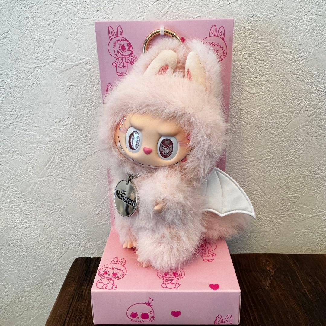 海外限定】ZIMOMO LABUBUぬいぐるみキーホルダーピンクデビル - メルカリ