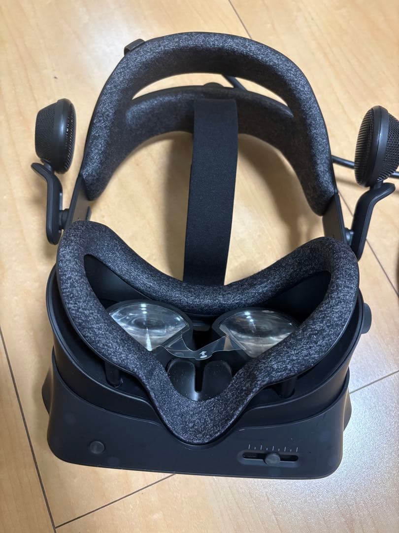 Valve Index VRヘッドセット 本体一式 - メルカリ