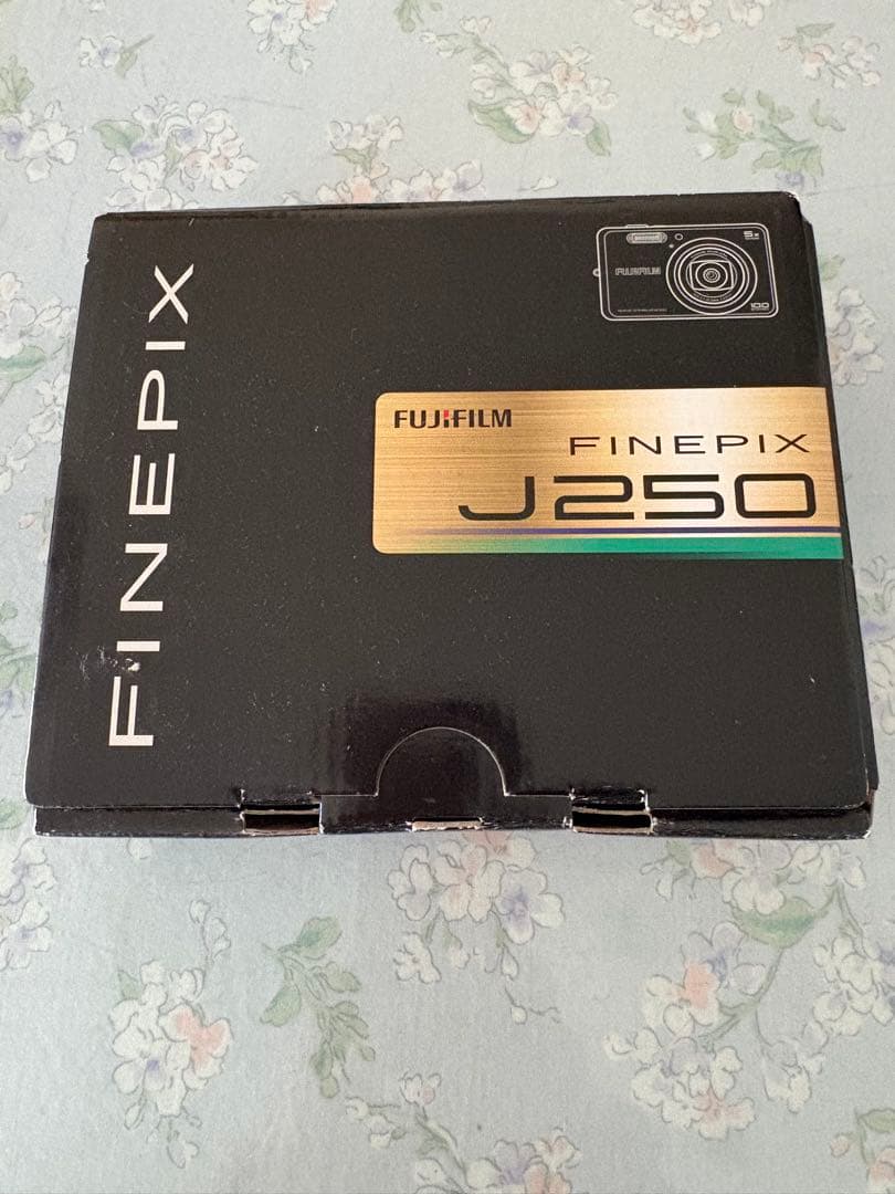 Fujifilm FinePix J250 コンパクトデジタルカメラ 値下げ 富士フイルム、光学5倍ズーム機「FinePix J250」 - 価格.com