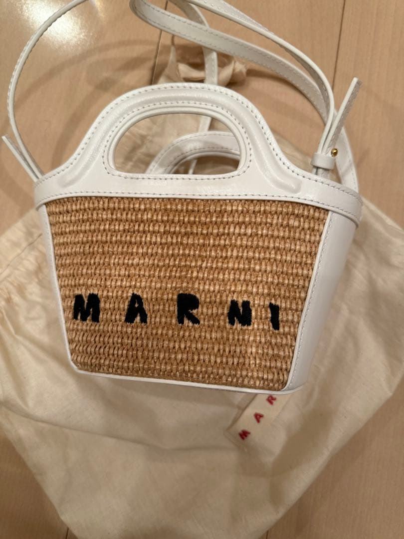 MARNI ストロー レザー ミニかごバッグ MARNI（マルニ） バッグ ピクニック フラワーカフェ トートバッグ かご