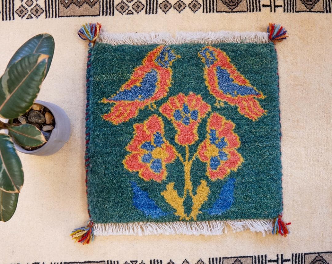 40×40cm ペルシャ絨毯 手織り ギャッベ アマレ族 ギャベ 40×40cm ペルシャ絨毯 手織りギャッベ アマレ族 ギャベ - Decorworks