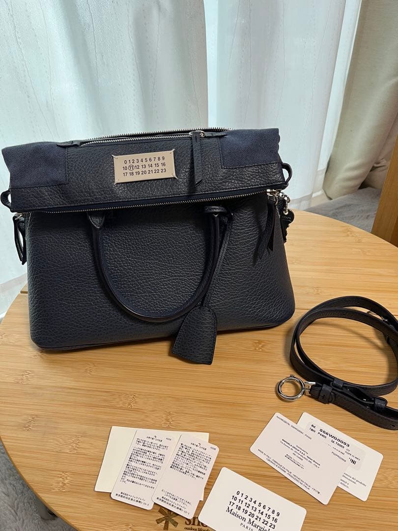 n*中様 Margiela 5AC ミディアム ネイビー(スレート) マルジェラ Margiela 5AC ミディアム ネイビー(スレート) マルジェラ - メルカリ