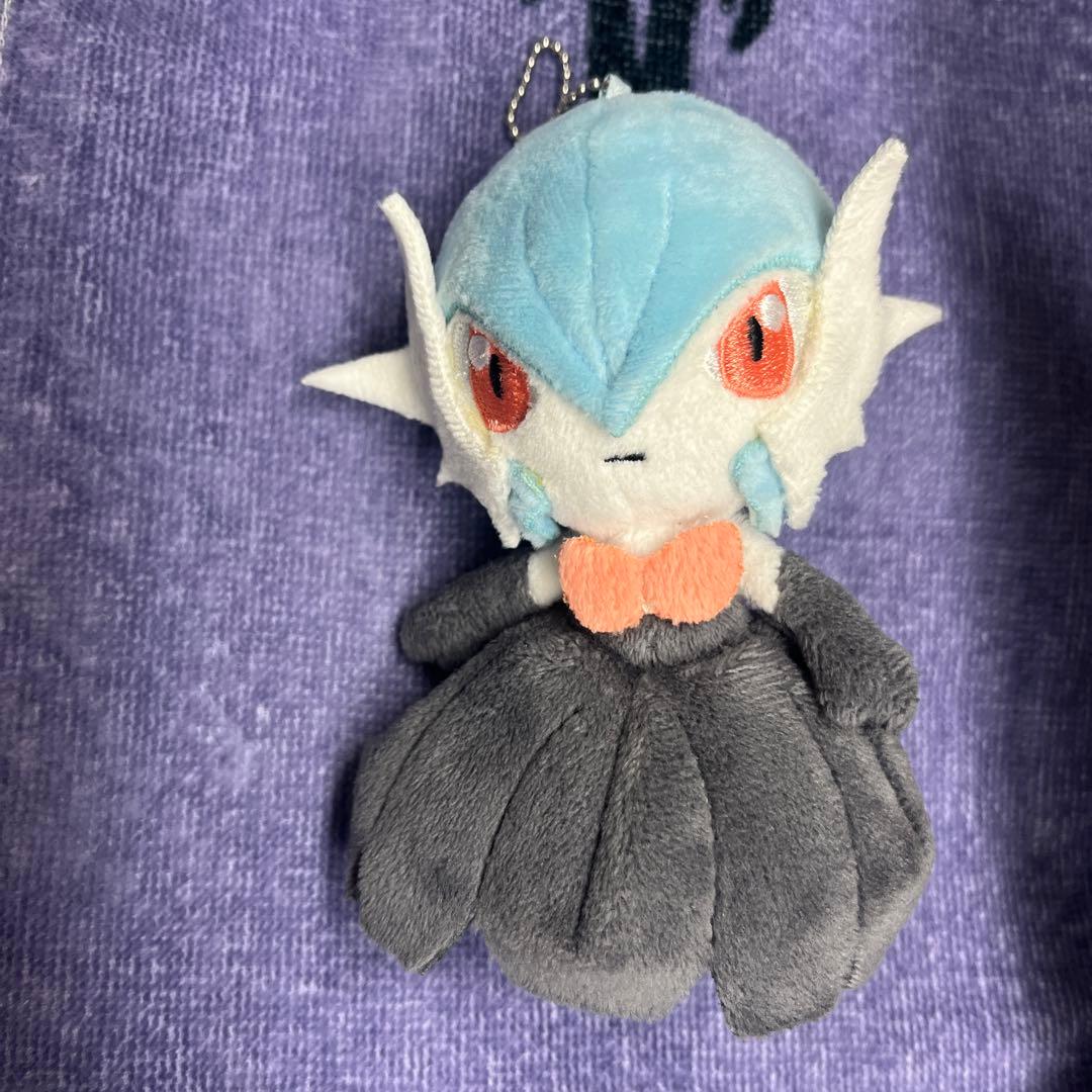 黒いメガサーナイト ぬいぐるみ - メルカリ