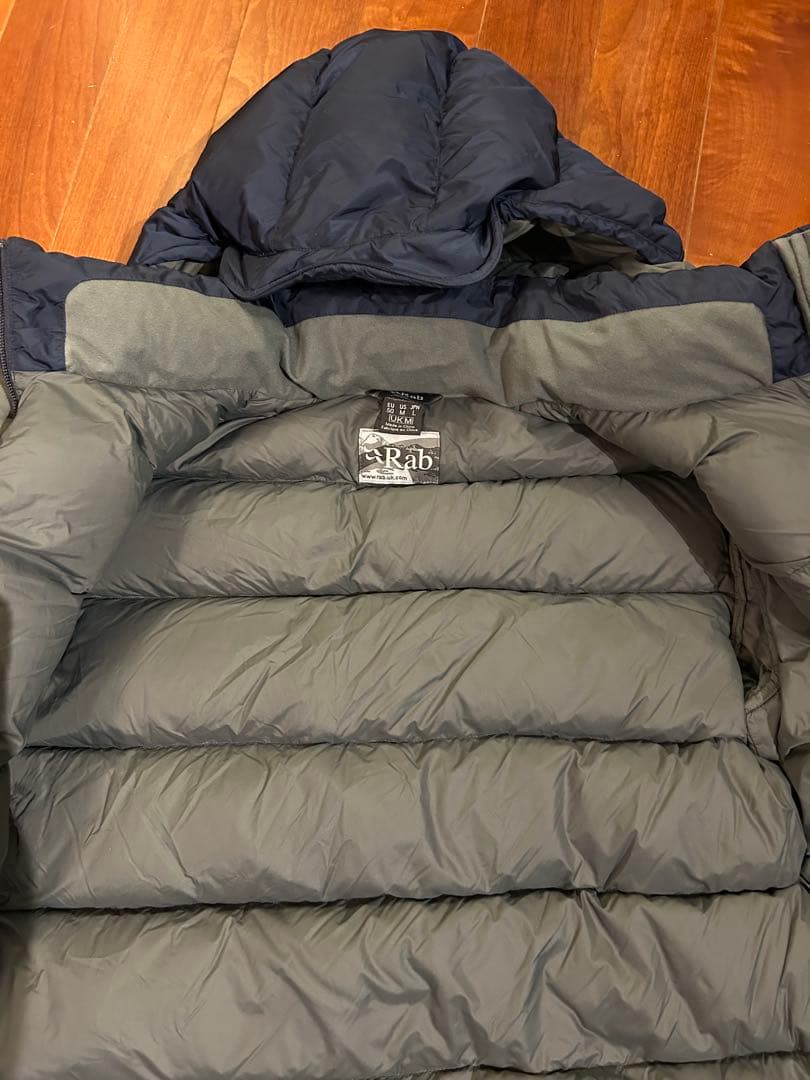 Rab フード付きダウンジャケット ネイビー/グレー L - メルカリ