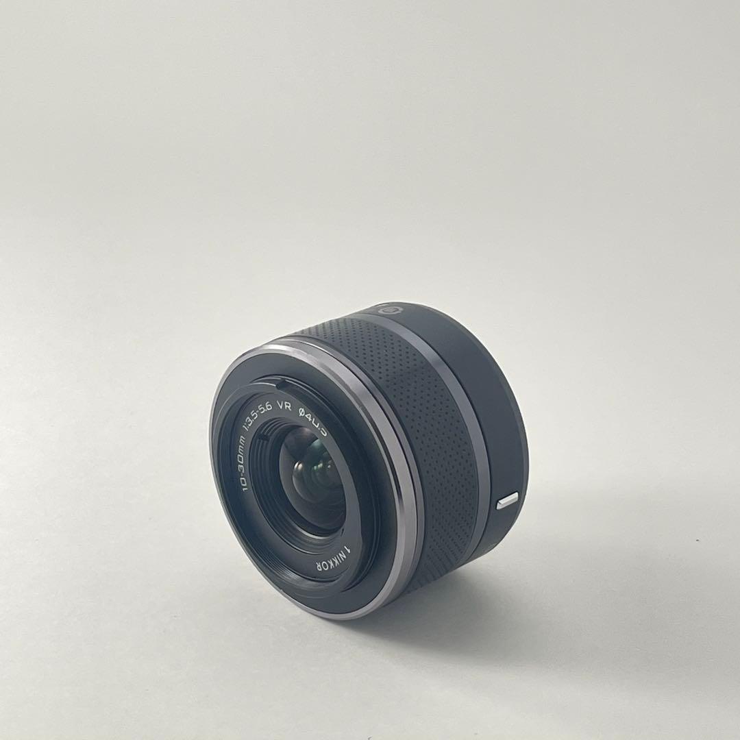 ショット数7000・返品保証】Nikon1 V2 ブラック標準レンズキット