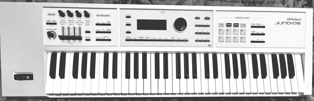 【ケース、説明書付】Roland Juno-DS61 M11430000000000-00-2000x2000.jpg