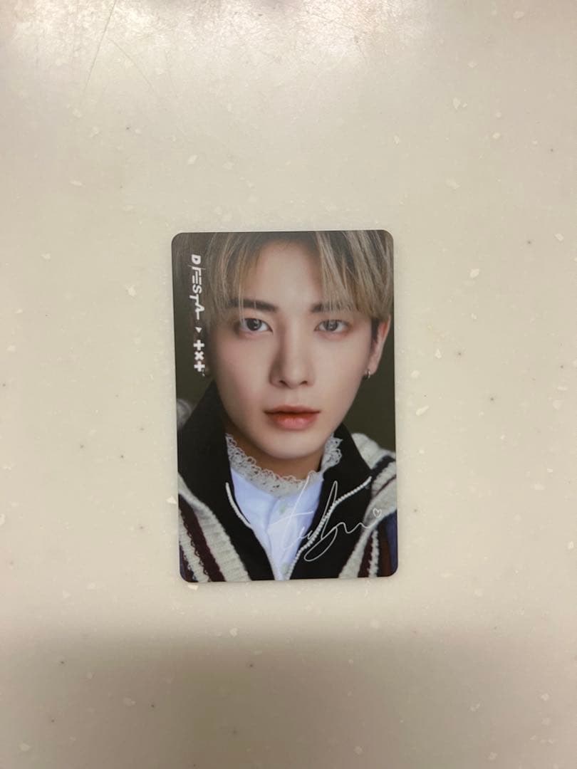 DFESTA テヒョン　誕生日日付　トレカ　txt TXT #テヒョン さん お誕生日イベント💗 @guleumlovesyou BabysharkTh