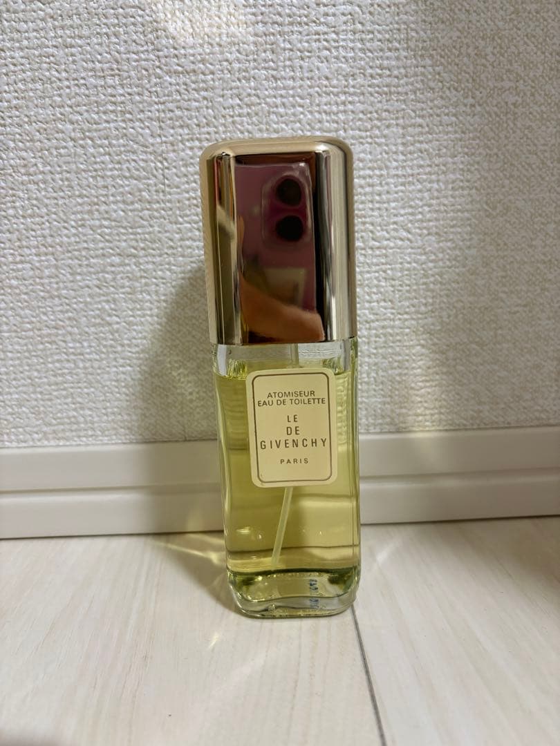 LE DE GIVENCHY NIVEAU VISIBLE 100ml 残9割 - メルカリ