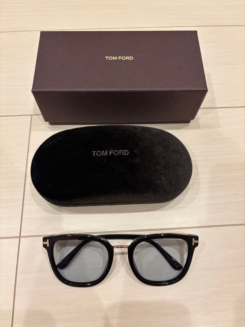 【美品】TOM FORDトムフォード サングラス トムフォード 偏光サングラス TOM FORD LEO FT0336 56R 52 （TF0336