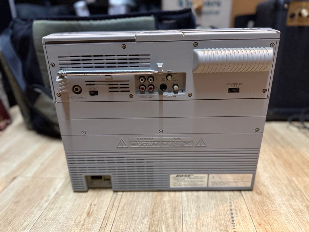 ジャンク最終値下げBOSE AW-1D CD.ラジカセ 専用パワーケース付き