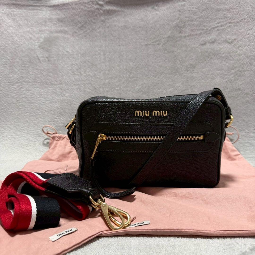miumiu Madras Leather Shoulder Bag Black - メルカリ