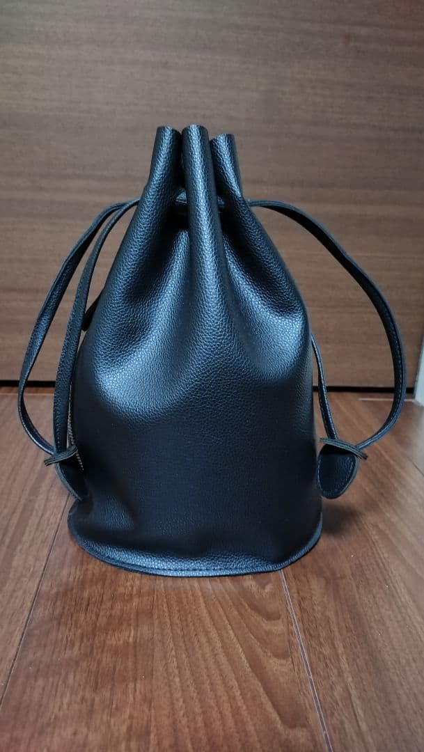 アダムスジャグラー レトロエンジン レザー パースバック 巾着 - メルカリ