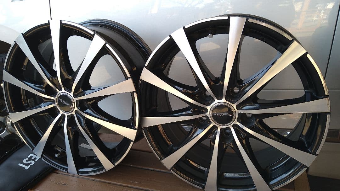 トヨタ純正ホイール80系ヴォクシー/ノア 16インチ 2本組（4本セット