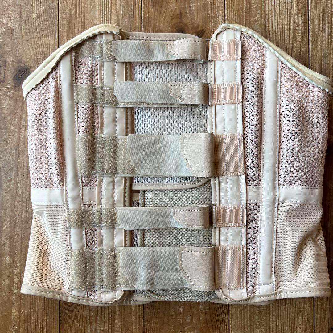 川村義肢】軟性コルセット(ベージュ) 腰椎用 - メルカリ