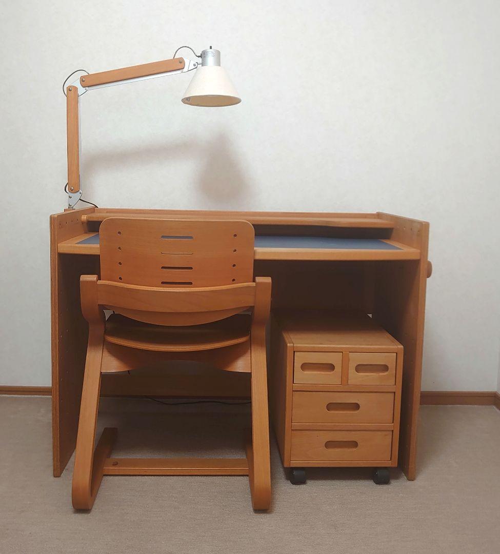 formioフォルミオ　机　ディスプレイボード　フック　セット フォルミオ / Formio リノリウム天板 デスク チェア ワゴン 勉強机