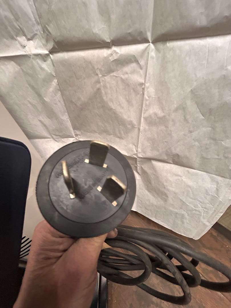 200V業務用電気ヒーター ユアサプライムス.com｜ナカトミ 遠赤外線電気ヒーター IFH-20TP 三相