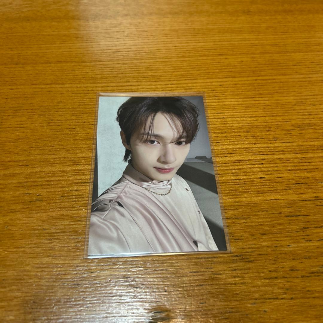 SEVENTEEN セブチ ジュン トレカ Right here パーカー - メルカリ