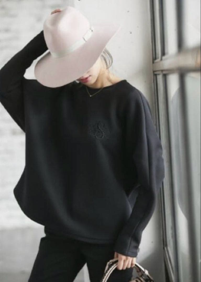 k*a様 SEVEN TEN SVT モノグラム刺繍　mihoko kawahi SEVEN TEN SVT モノグラム刺繍 mihoko kawahito