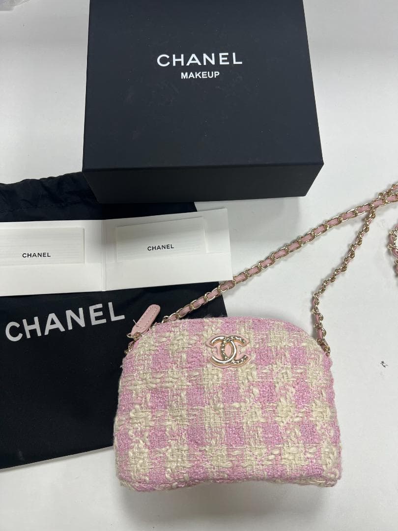 非売品 cHaNeL✨メイクアップポーチ ピンク・ホワイト - メルカリ