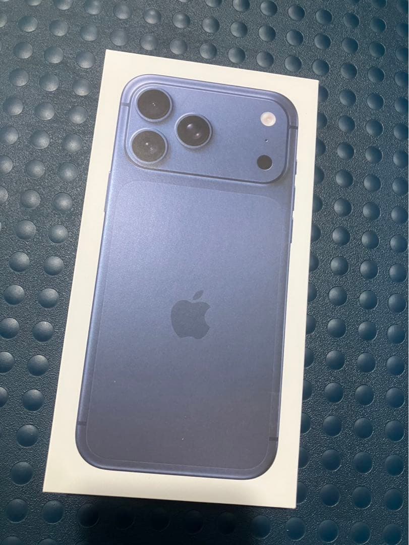 香港版 iPhone17 Pro MAX 256GB SIMフリー 物理SIM - メルカリ