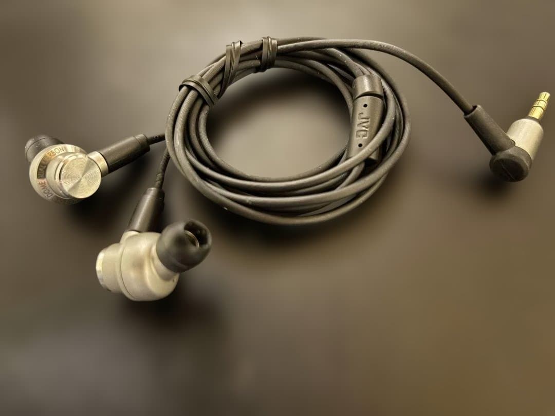 JVC HA-FD02 リケーブル２本＆ケースセット 有線イヤホン インナーイヤーヘッドホン HA-FD02 | 製品一覧 | ヘッドホン・イヤホン